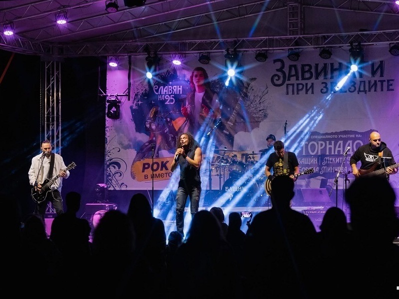 Tornado с концерт на открито в Шумен