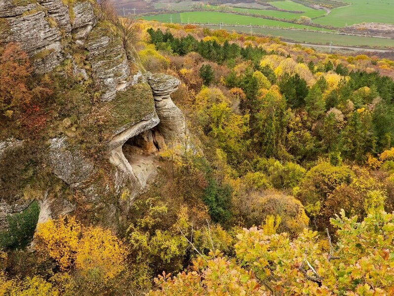 Дъжд и температури от минус 3° до 30° през октомври