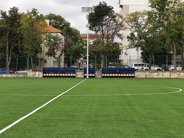 Коледен турнир по футбол за аматьори