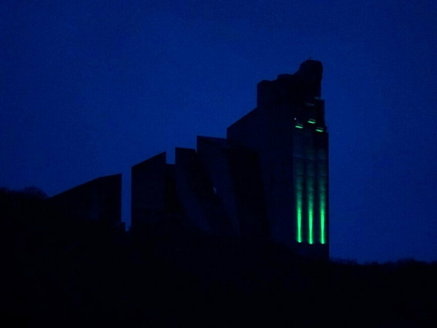 Сгради светват в зелено в подкрепа на донорството