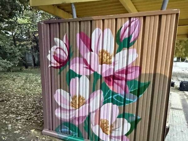 Цветни автобусни спирки в Шумен