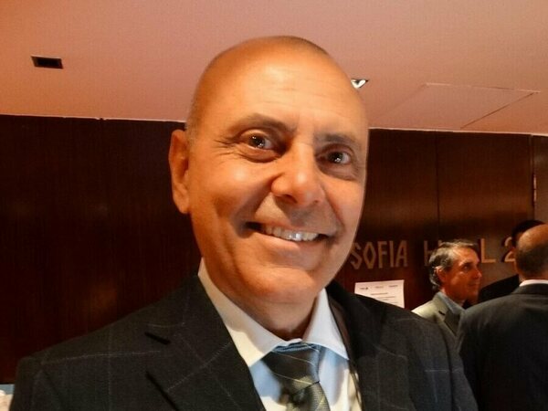 Хирургът д-р Бисер Митев е лекар на 2025 г.