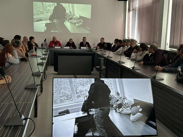 Чрез филм: учат младежи за реакция в кризисна ситуация