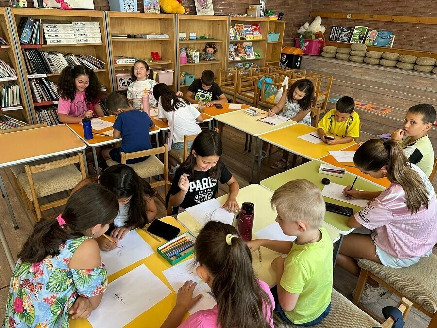 Детският отдел на библиотеката на 70 години