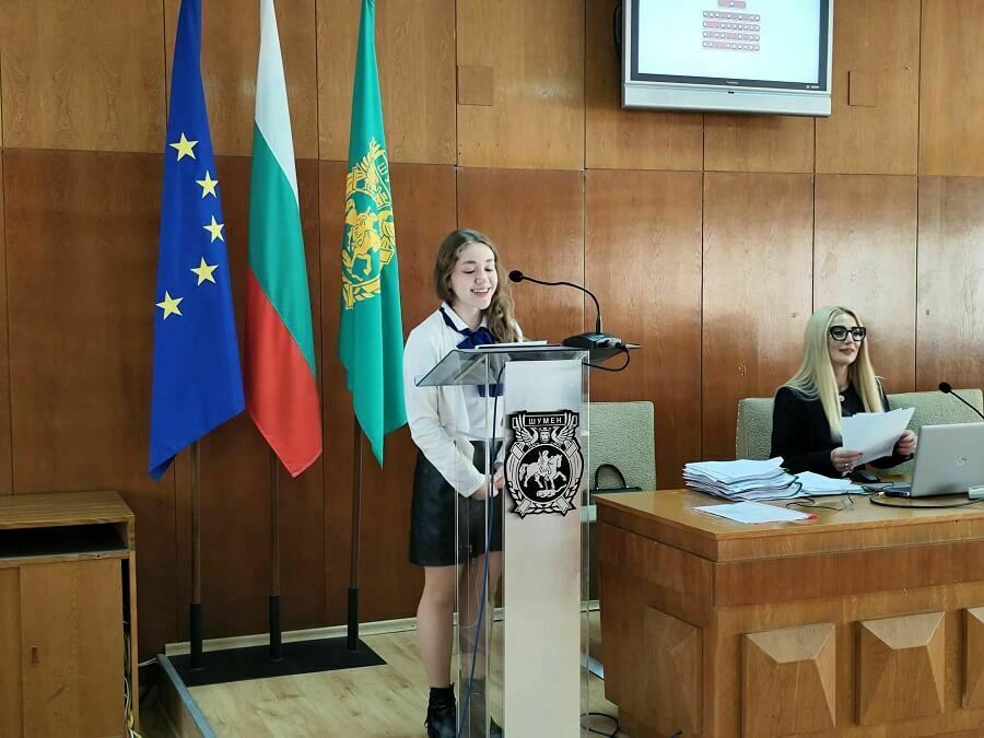 Езиковата гимназия с идея за Парк на будителите