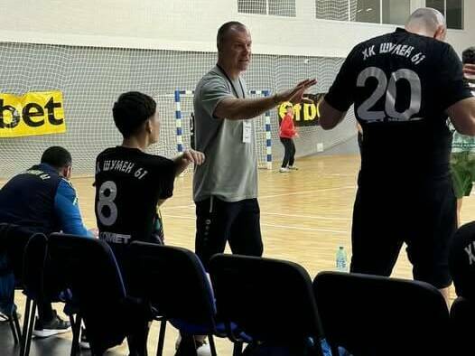 ХК „Шумен 61“ излиза за победа срещу лидера