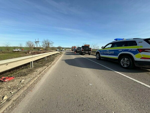 Месец без загинали на пътя
