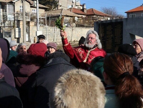 Богоявленски водосвет в Нови пазар