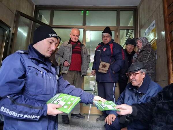 Пенсиите в пощите – при засилена охрана