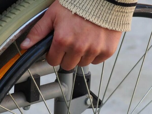 Средства за достъпна жилищна среда на хора с увреждания