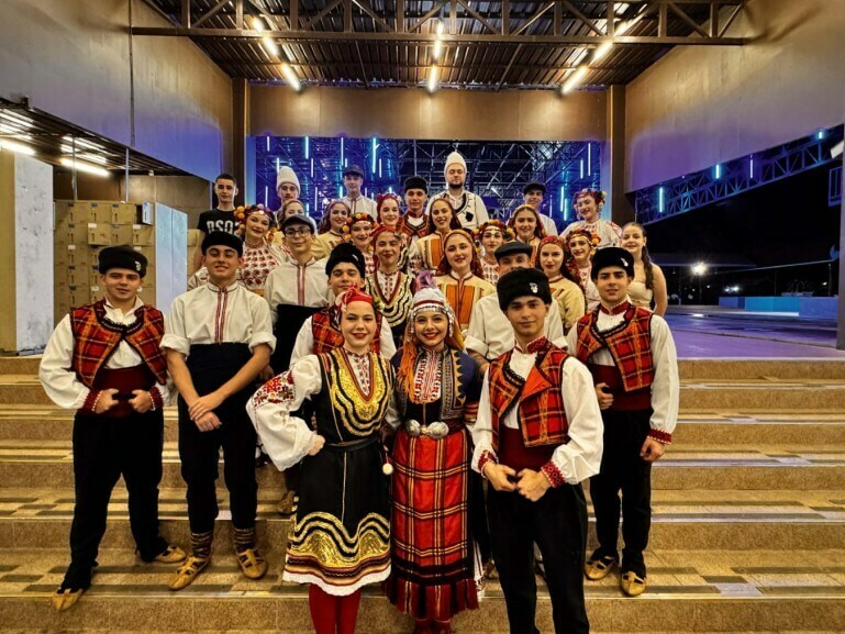 Ансамбъл „Шумен“ с награди от фестивал в Тайланд