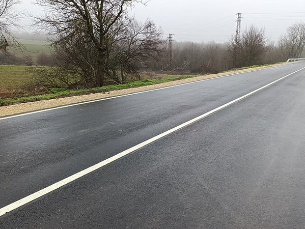 Откриха ремонтирания път за Лозево