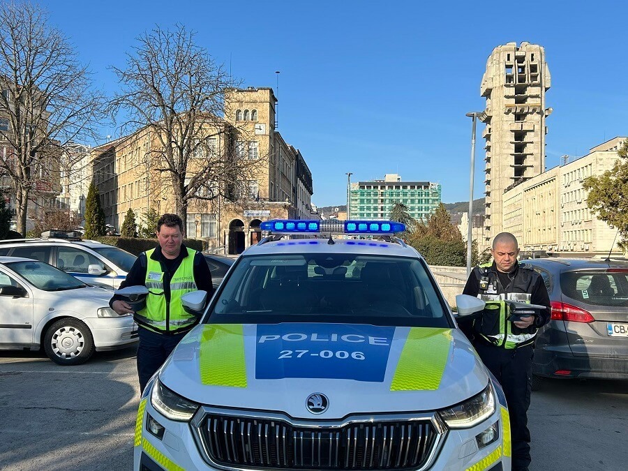 Почит към загинали служители на реда