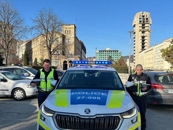 Почит към загинали служители на реда