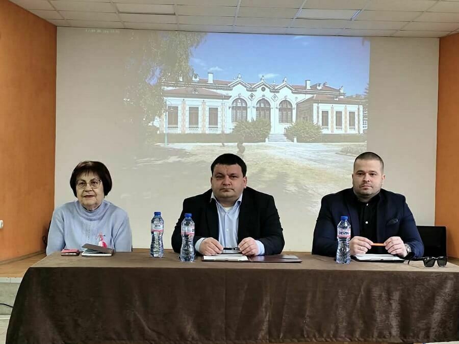 Читалище „Добри Войников“ с кампания „Дари и продължи традицията“