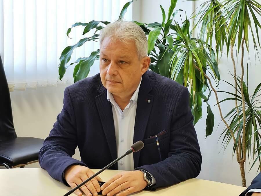 Освободиха заместник областния управител