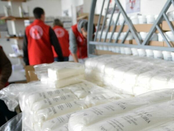 Започва раздаването на хранителни помощи