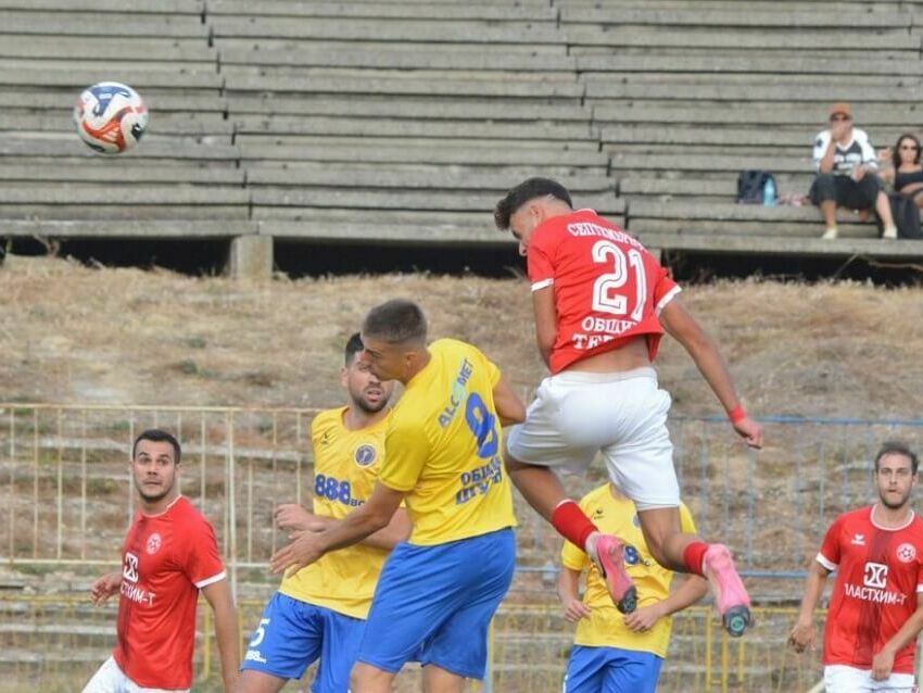 Преди двубоя на „Волов-Шумен 2007“ с лидера