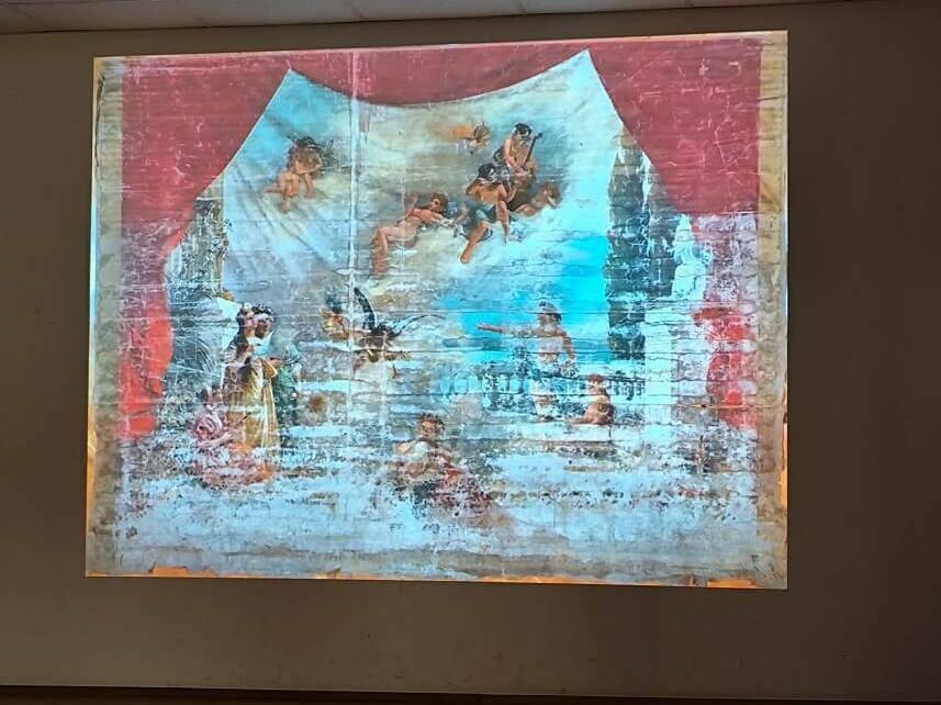 Нов живот за най-старата запазена сценична завеса