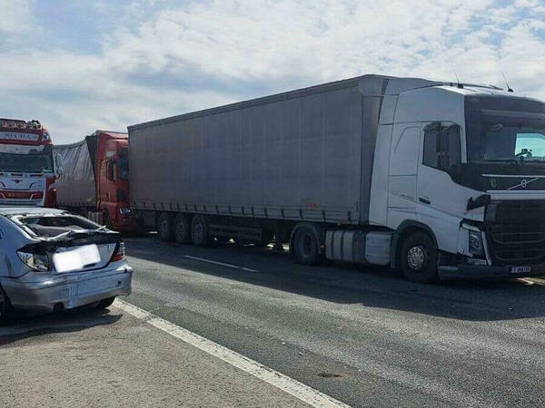 Патрули на АМ „Хемус“ заради катастрофа