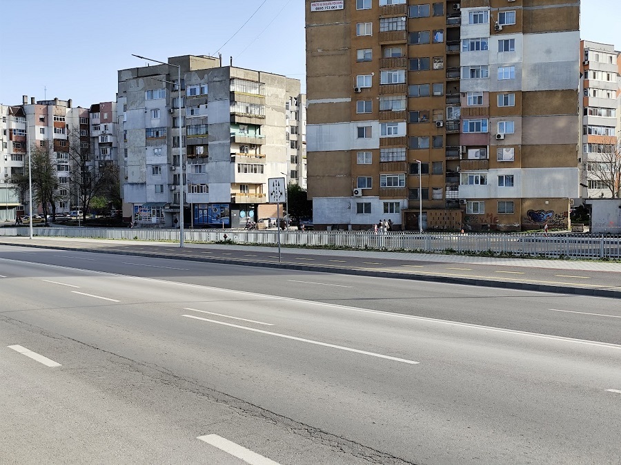 Спасиха дете, паднало в коритото на река Енчова