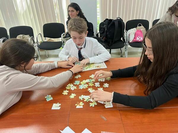 Деца показаха познания за Шуменското плато и „Бисерна“