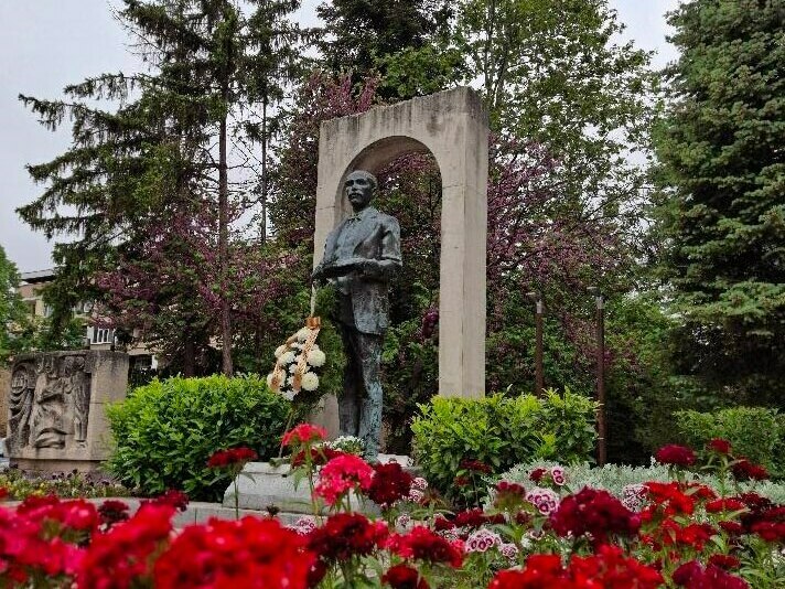 Безплатна обиколка „Литература, театър и изкуство“