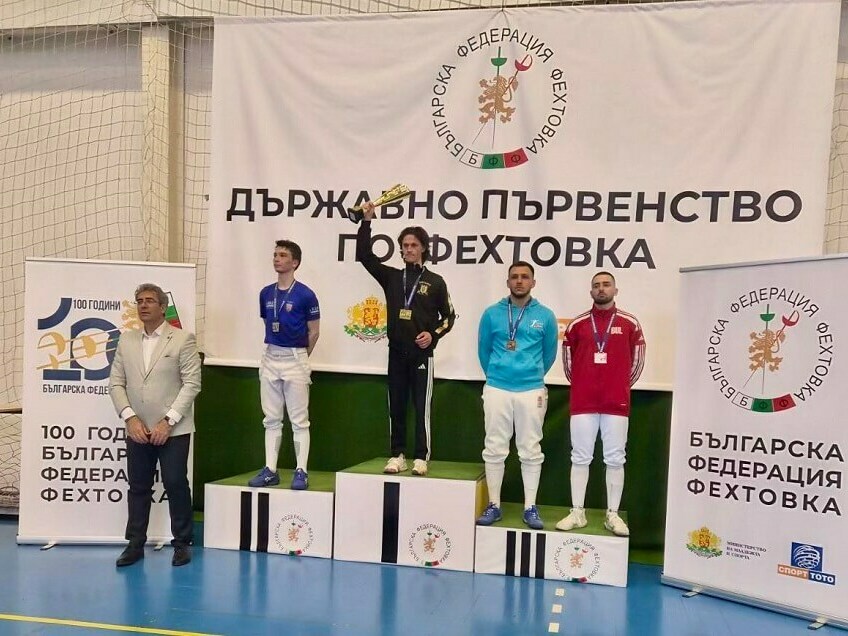 Още две шампионски титли за шуменската фехтовка