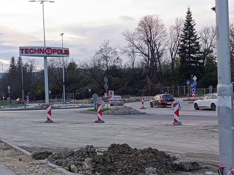 Затварят кръстовището на бул. „С. Велики“ и ул. „Преспа“