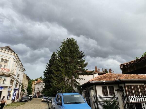 Оранжев код за валежи в Североизтока