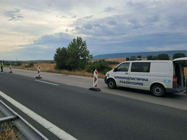 Пешеходец загина на магистралата