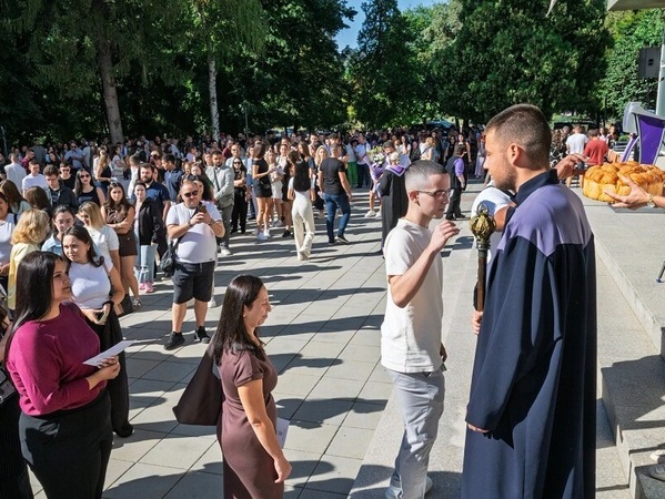 Първокурсниците положиха клетва